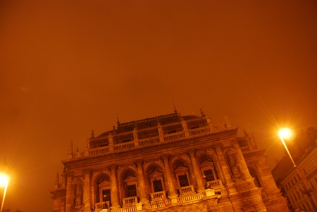 Оперний театр